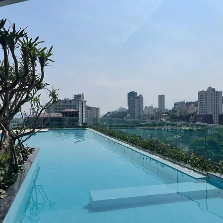 The Holiday Ha Long